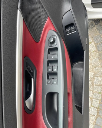 Volkswagen Eos cena 39500 przebieg: 174870, rok produkcji 2010 z Białystok małe 631